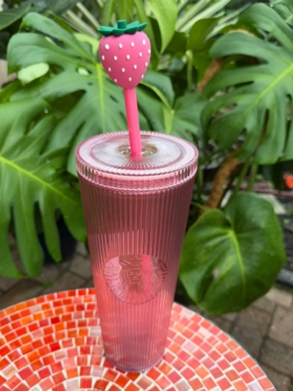 Starbucks 2026 Pink Collection 24oz Cup Strawberry Topper-Ltd. Ed.-NEW w/tags